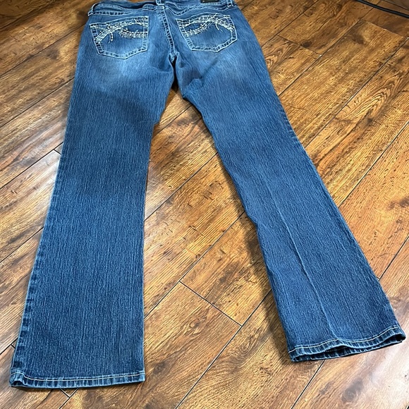 WIRED HEART 💜 BOOT CUT JEANS FROM CAVENDERS - Picture 5 of 6